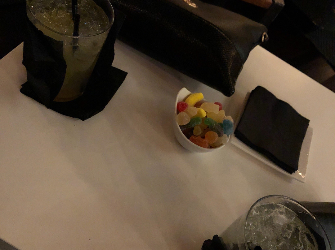 Baobab Cocktail Bar-拉科鲁尼亚必去景点