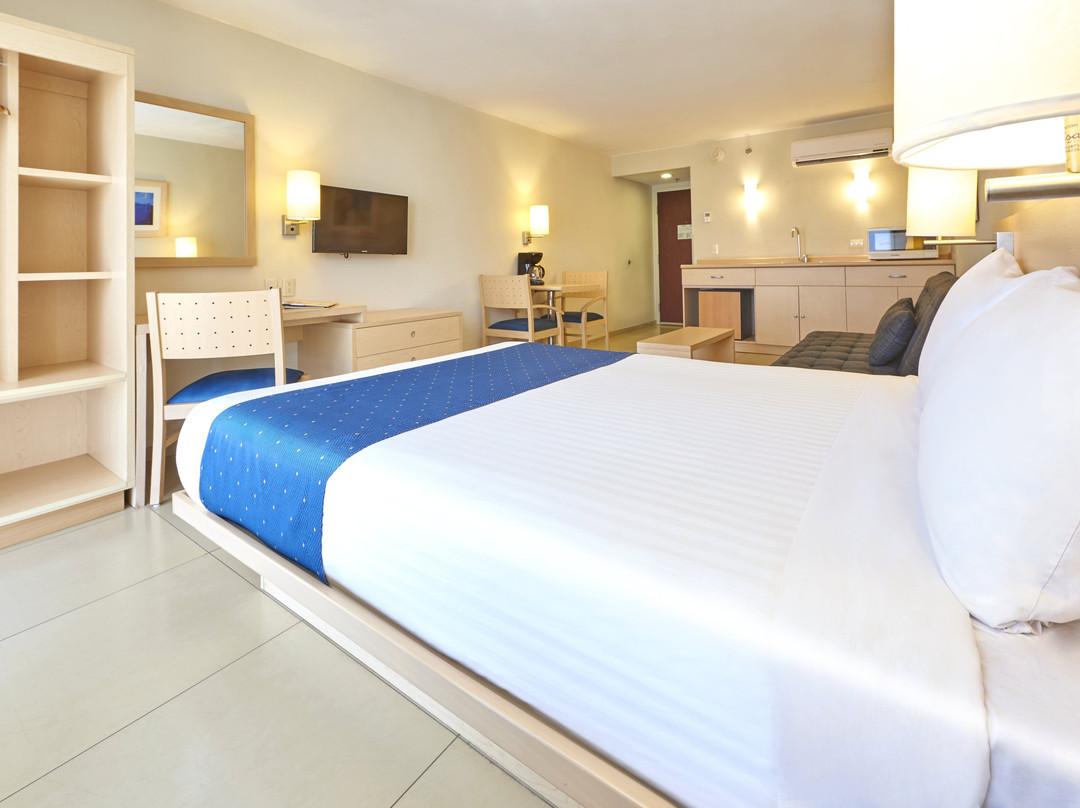 City Express By Marriott Manzanillo主图