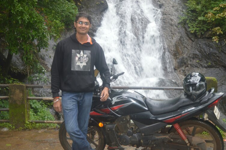 Bamanbudo Waterfall景点图片