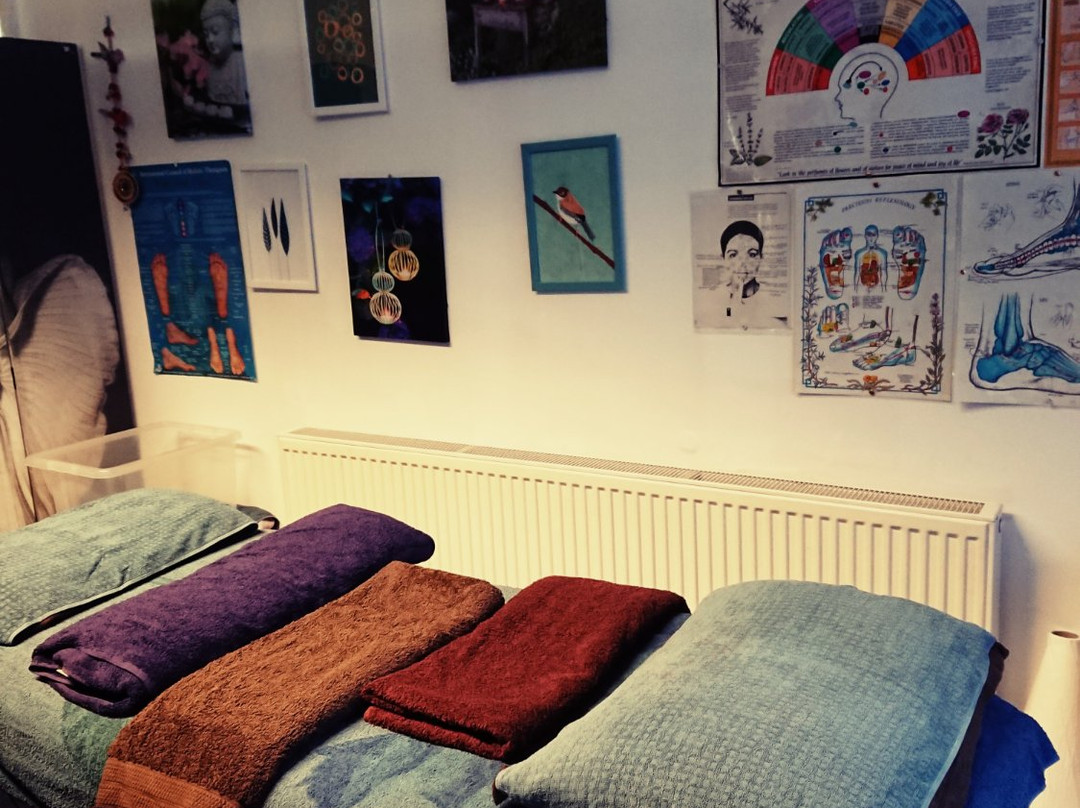 Mzoorii Holistic Beauty & Therapy-哈里法克斯必去景点