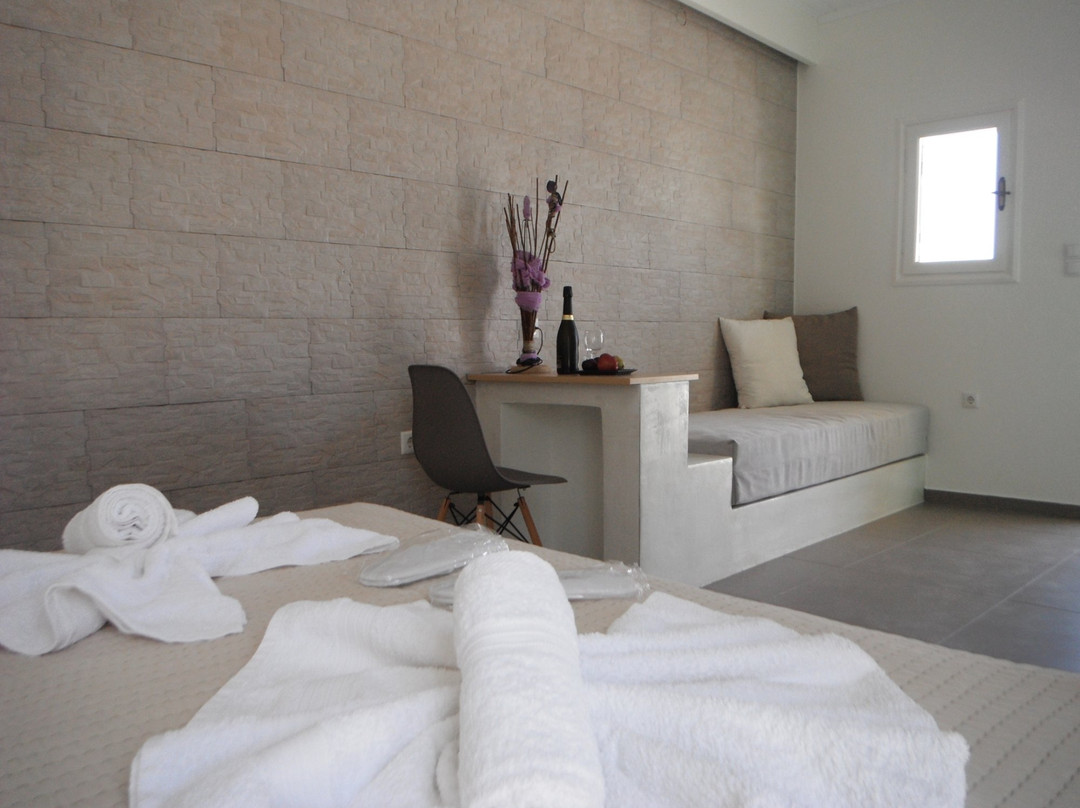 Christina Rooms主图