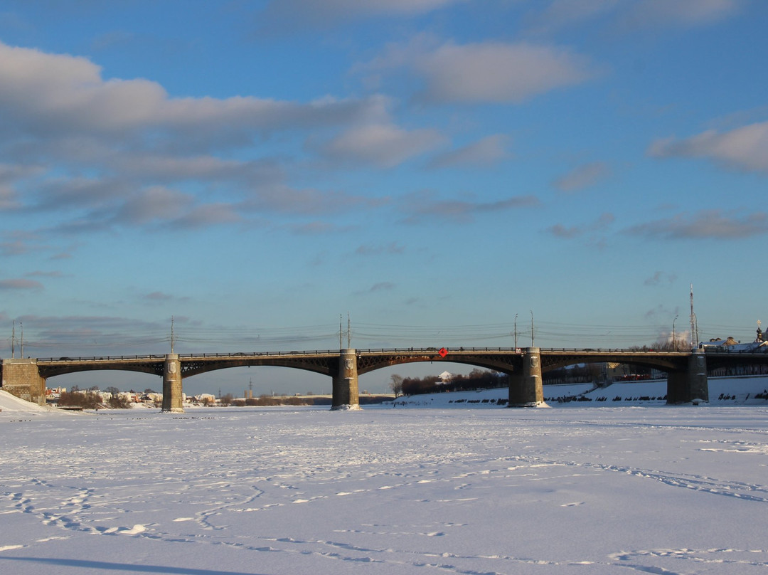 Novovolzhskiy Bridge景点图片