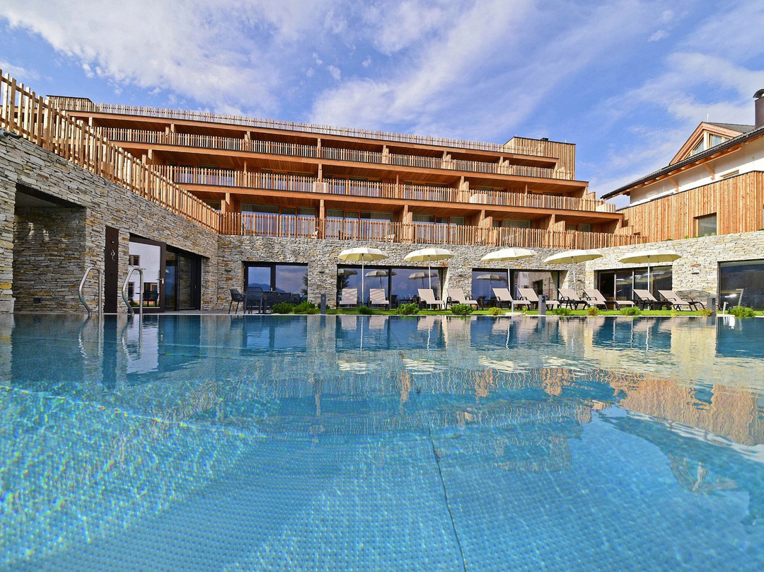 Tratterhof Mountain Sky Hotel主图