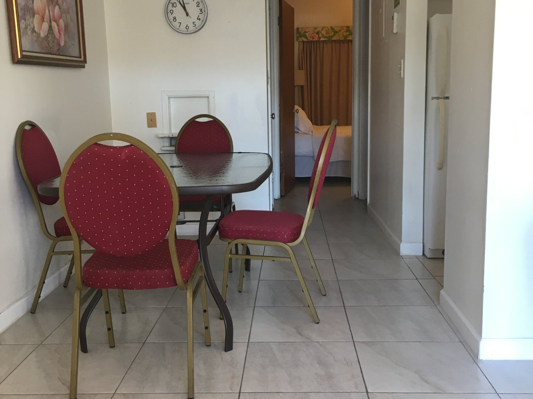 迪杰海滩度假酒店主图