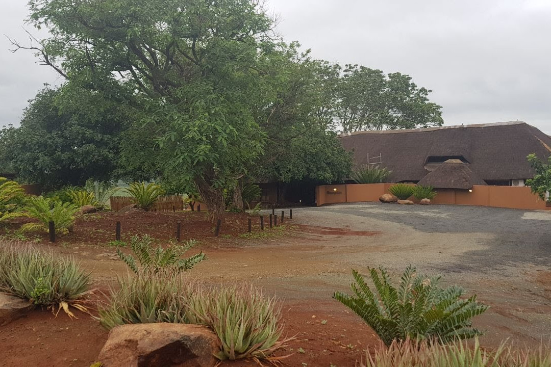 Nkwazi Lake Lodge主图