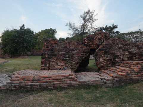 Pom Phet (Phet Fortress)-大城必去景点