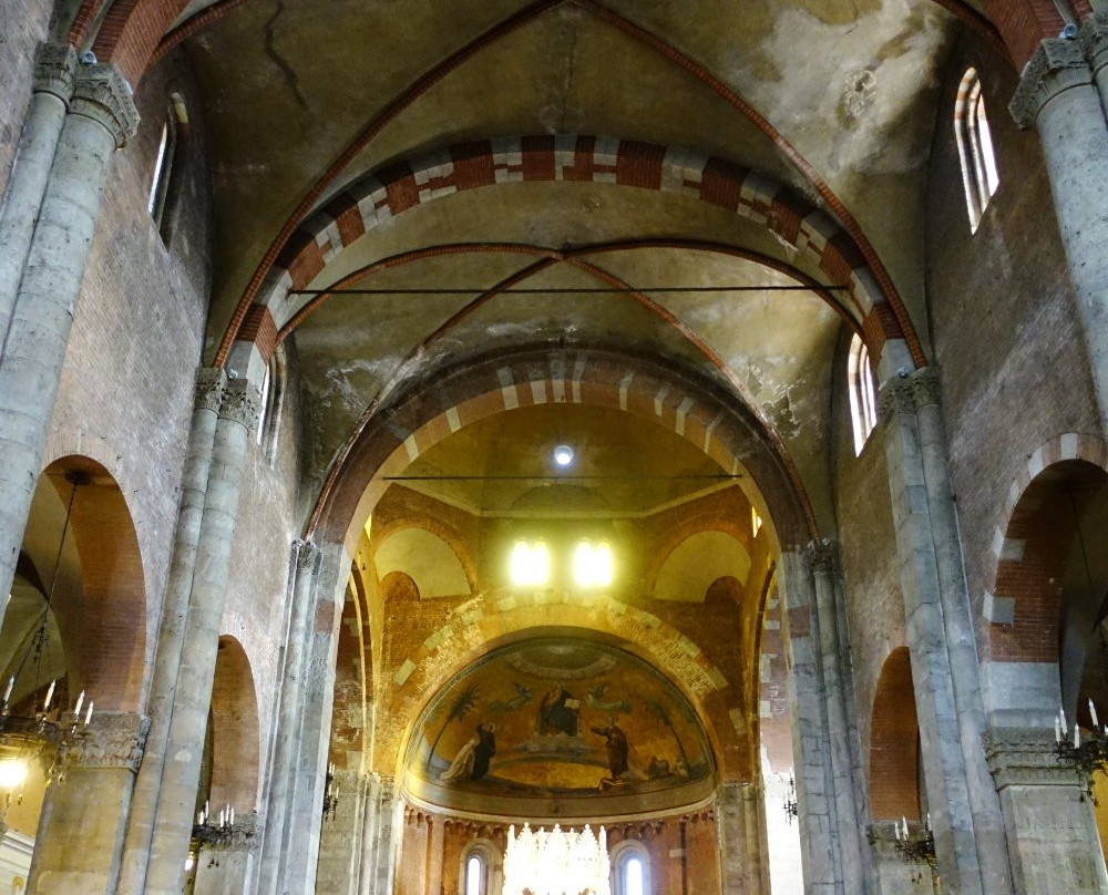 Basilica di San Pietro in Ciel d'Oro景点图片