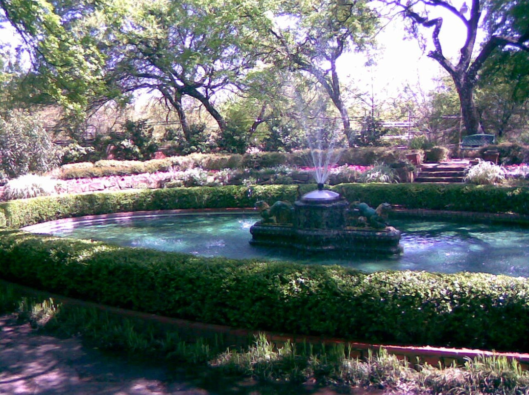 Chandor Gardens景点图片