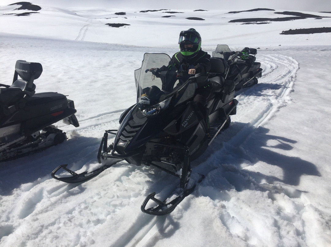 Summit Adventure Guides-Snaefellsbaer必去景点