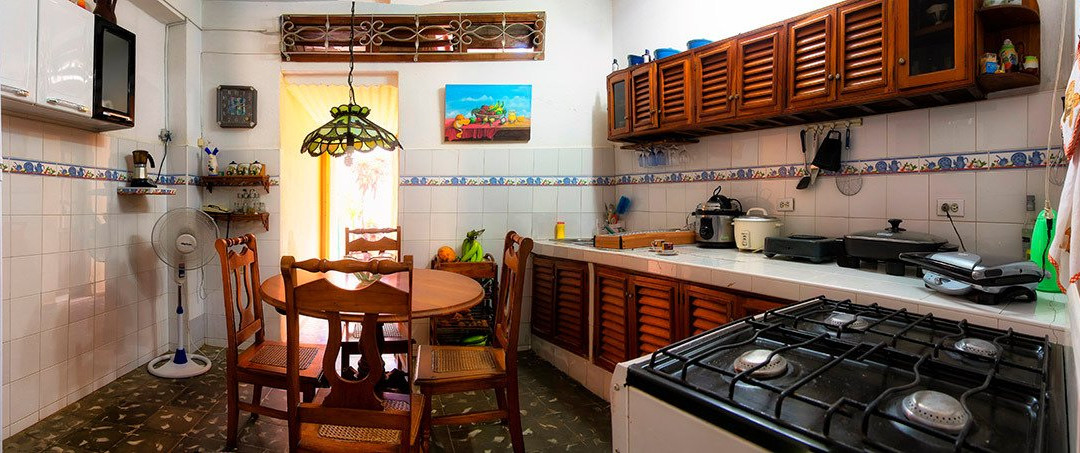 Hostal Dr Amaro y Dra Yamira