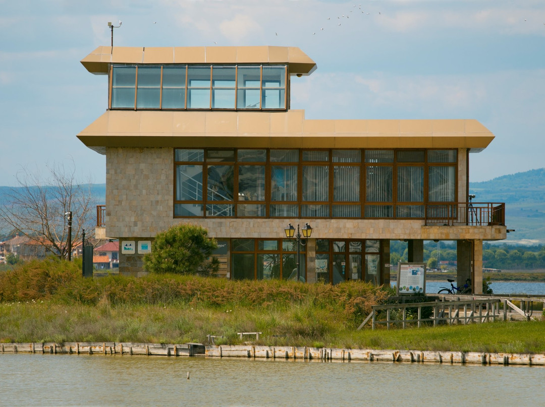 Pomorie Lake Visitor Centre景点图片