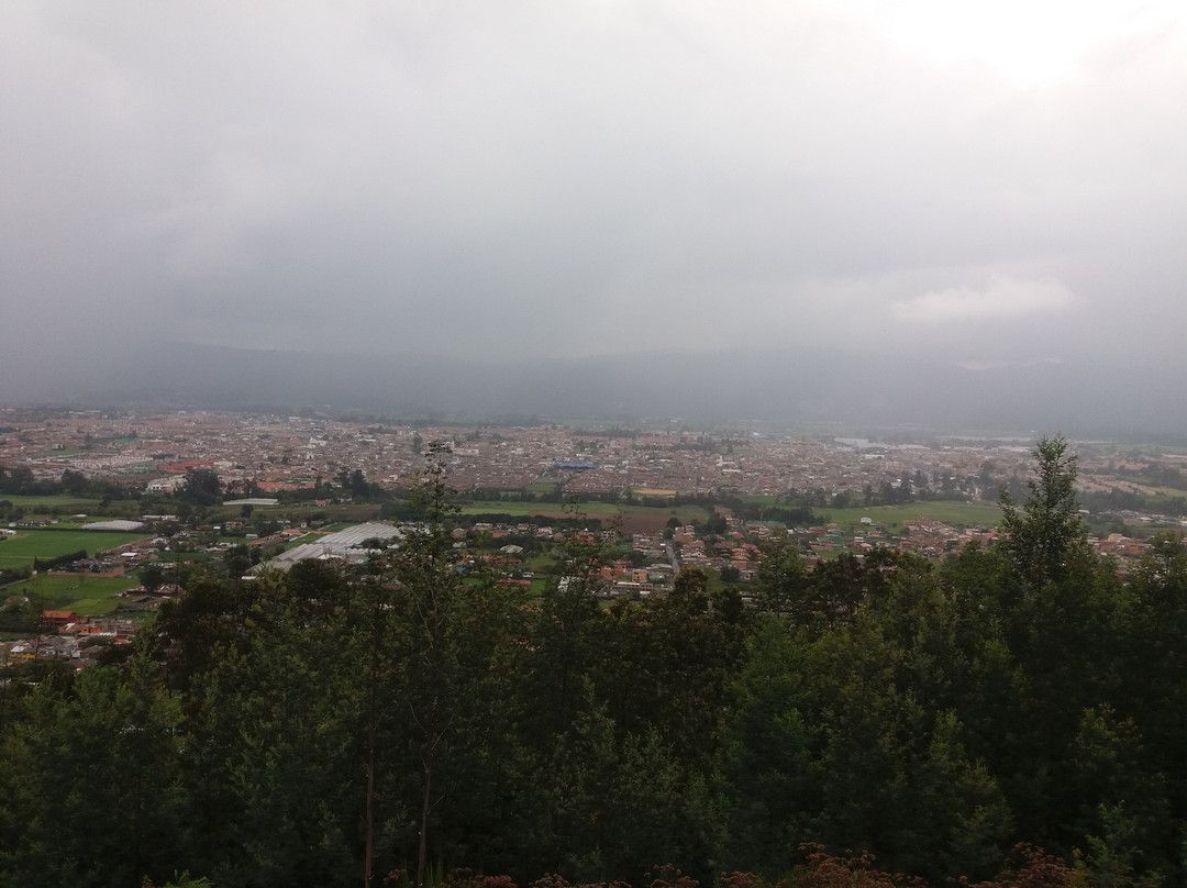 Capilla Valvanera-Chia必去景点