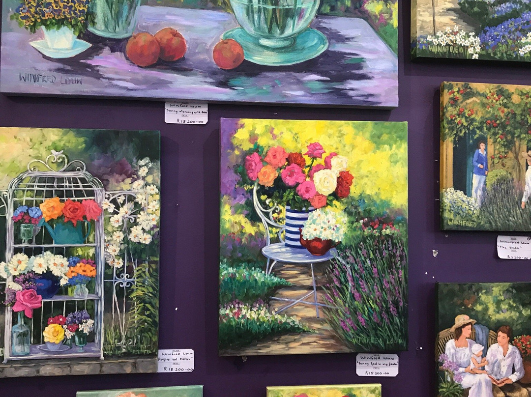 The Red Teapot Gallery-斯泰伦博斯必去景点