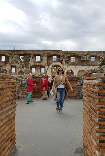 Alenka - Tour Guide In Split-斯普利特必去景点
