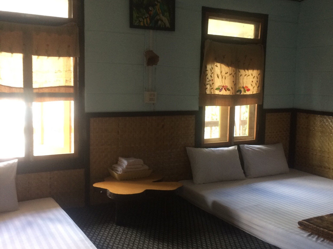 Shwe Pauk Pin Inthar House主图