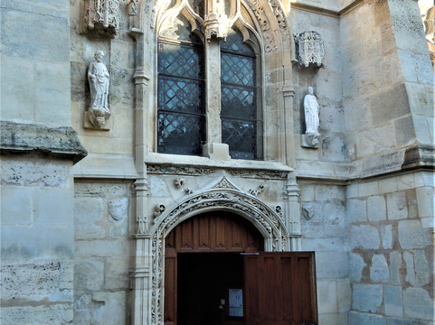 Eglise Saint-Pierre-Saint-Paul-Sarcelles必去景点