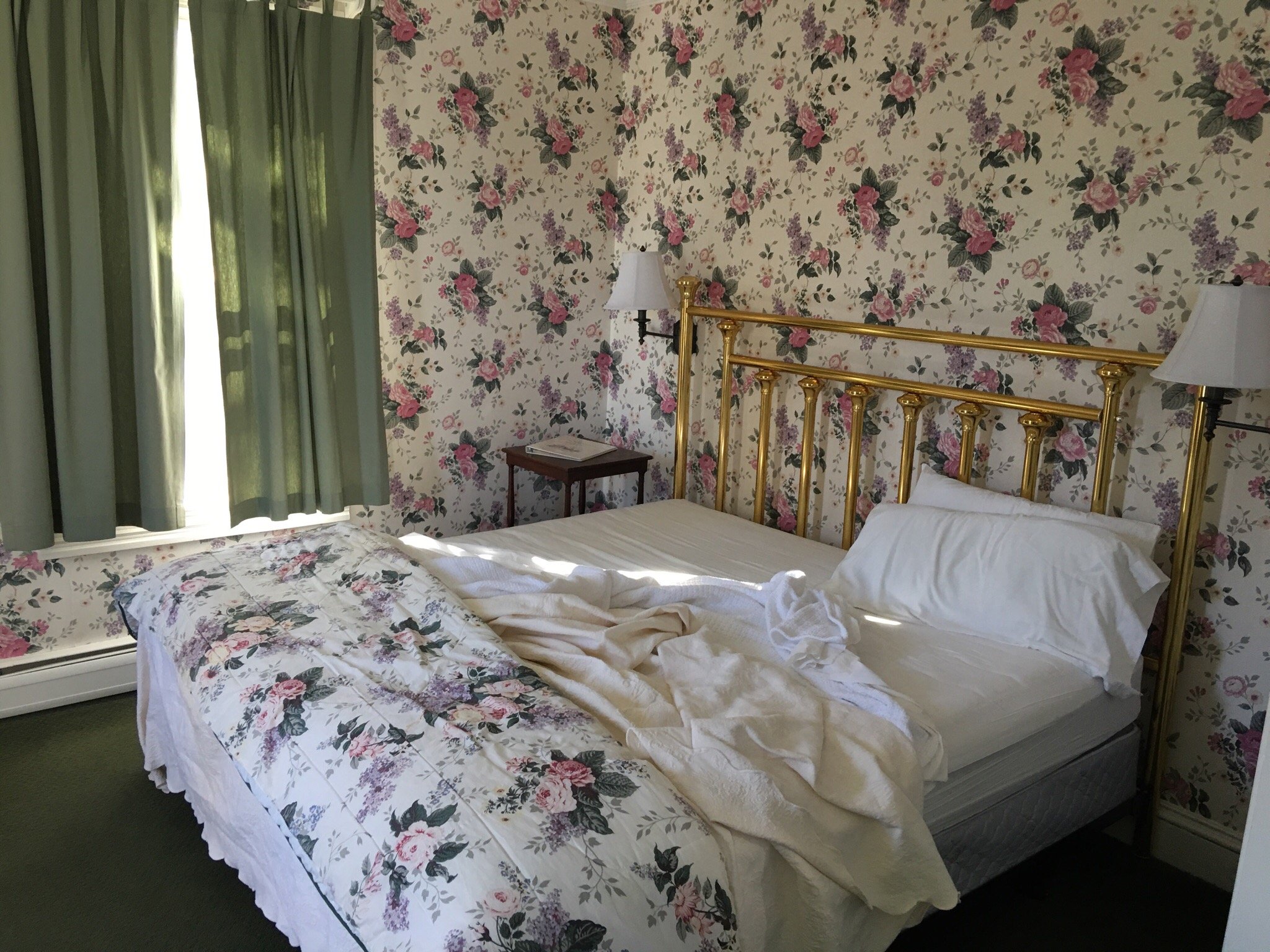Hopkins Inn-官方