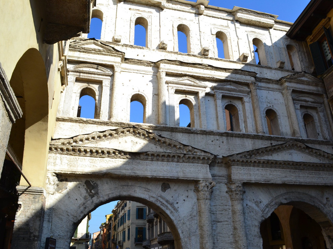 Porta Borsari - World Heritage Site景点图片
