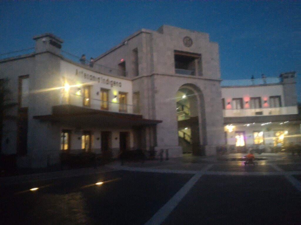Plaza Bicentenario-埃莫西约必去景点