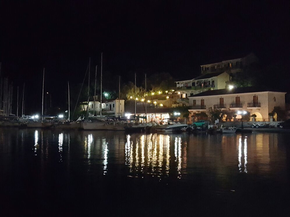 西沃塔湾公寓