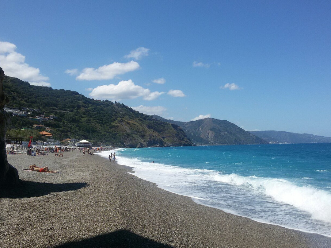 Spiaggia Capo Calava景点图片