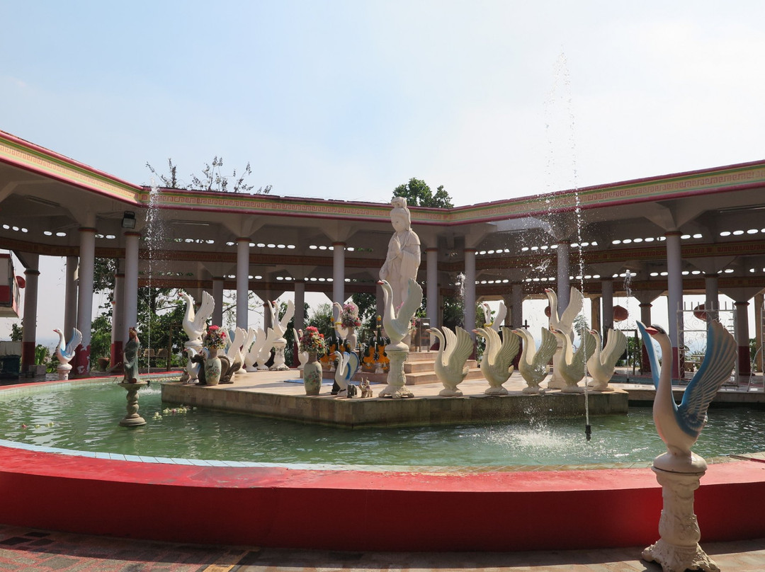 Wat Khao Samo Klaeng Temple景点图片