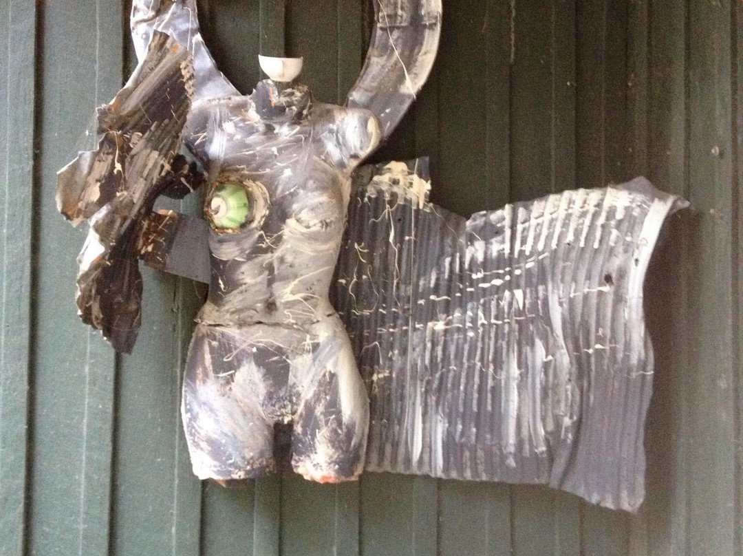 Qdos Arts Gallery-洛恩必去景点