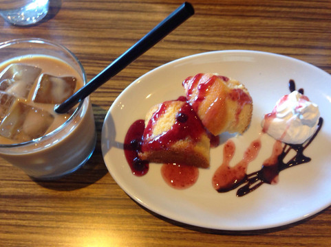 デイリーズ カフェ ヒガコ