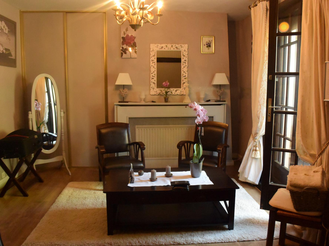 Chez Mireille主图