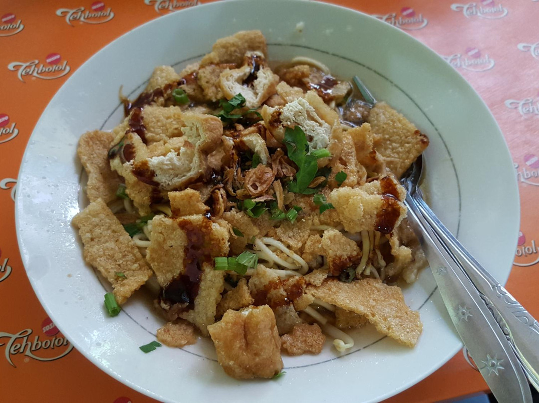Mie Kopyok Pak Dhuwur