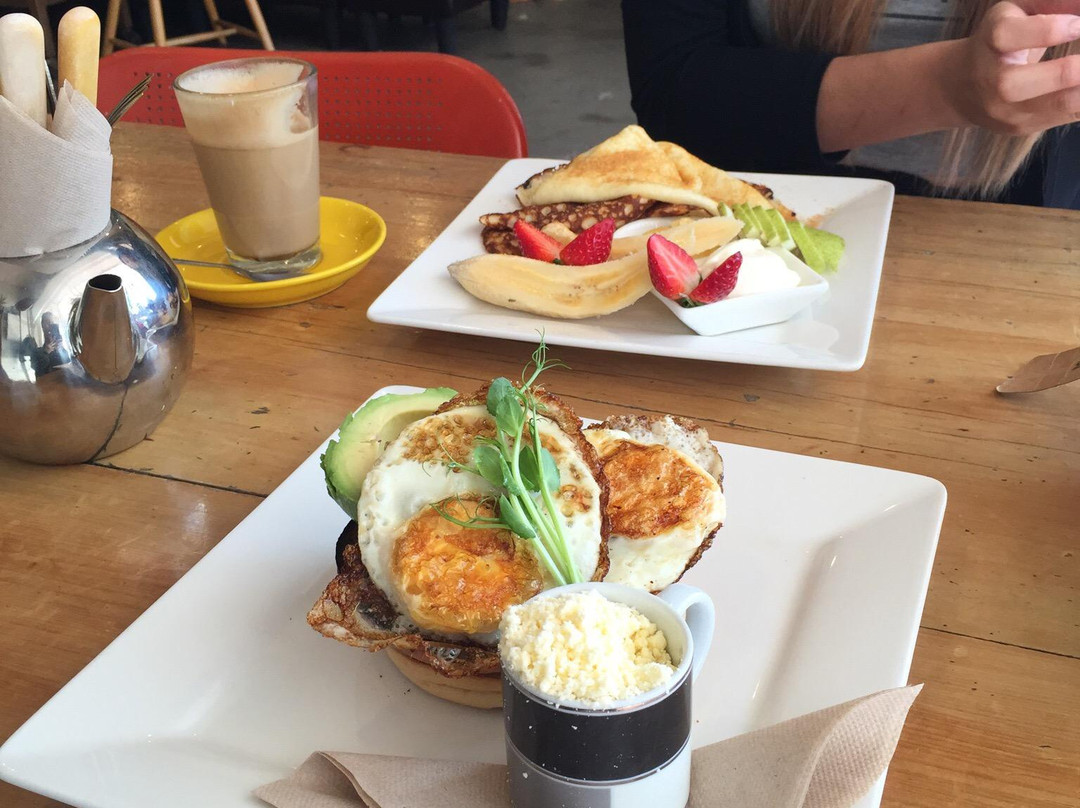 阿普克罗斯餐馆和美食-Sensations