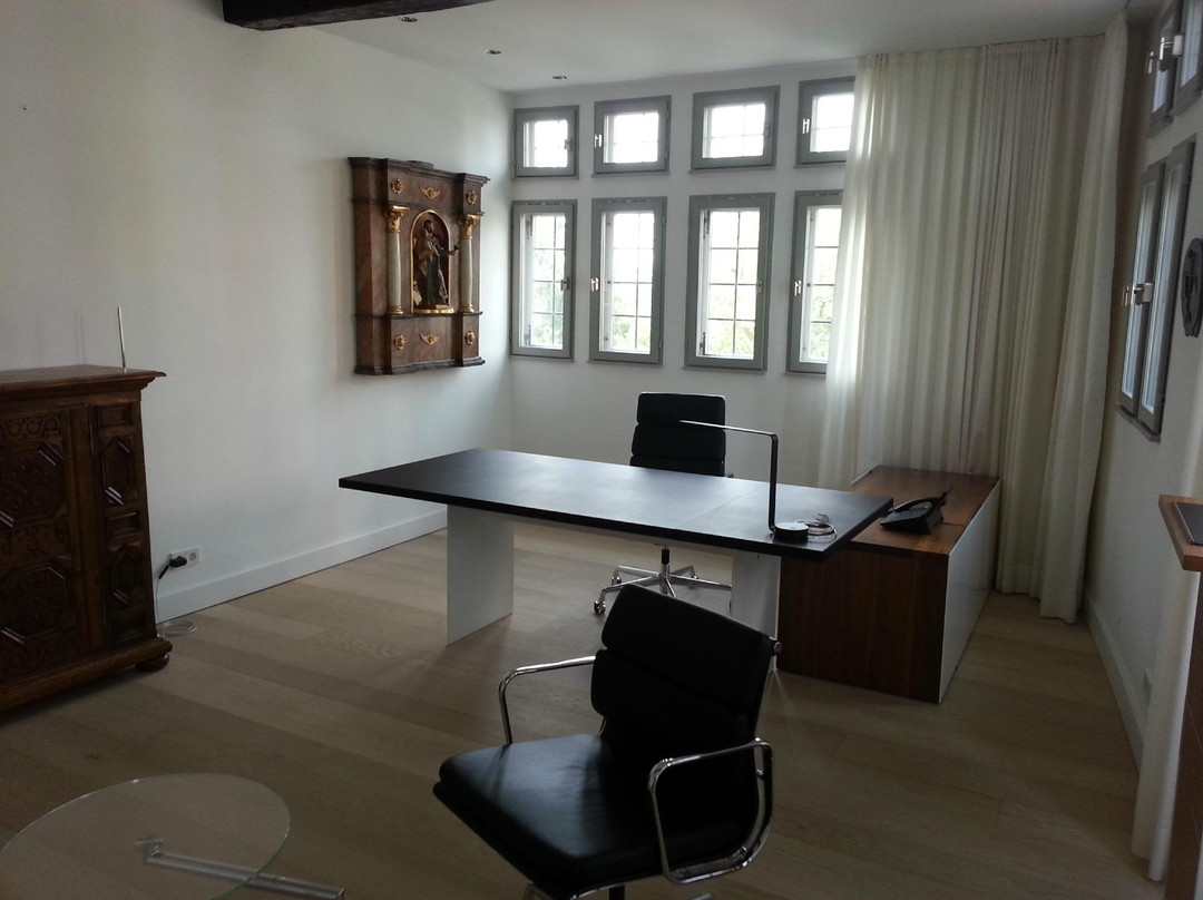 Bischofliches Haus-林堡必去景点