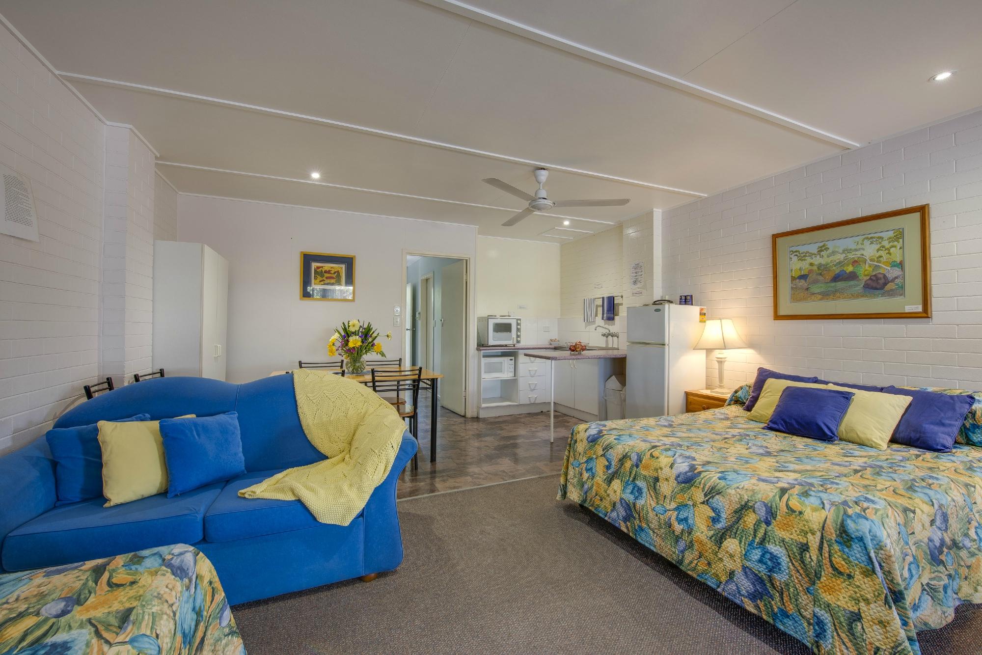 Hi-Way Units Motel-官方