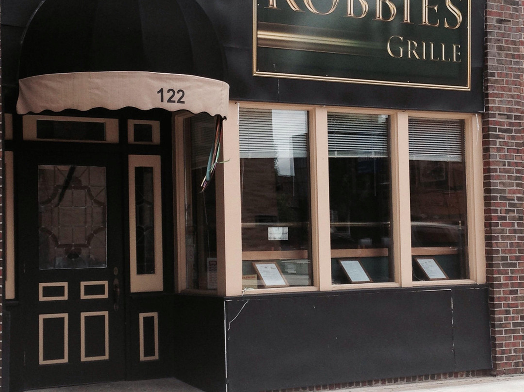 Robbie's Bar & Grill