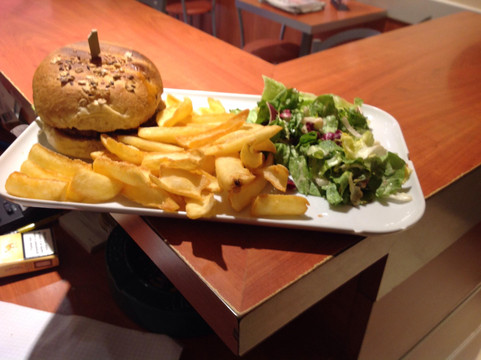 Octeville-l'Avenel旅游景点-Americano