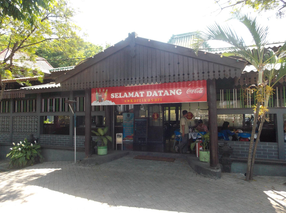 RM Kartika Sari