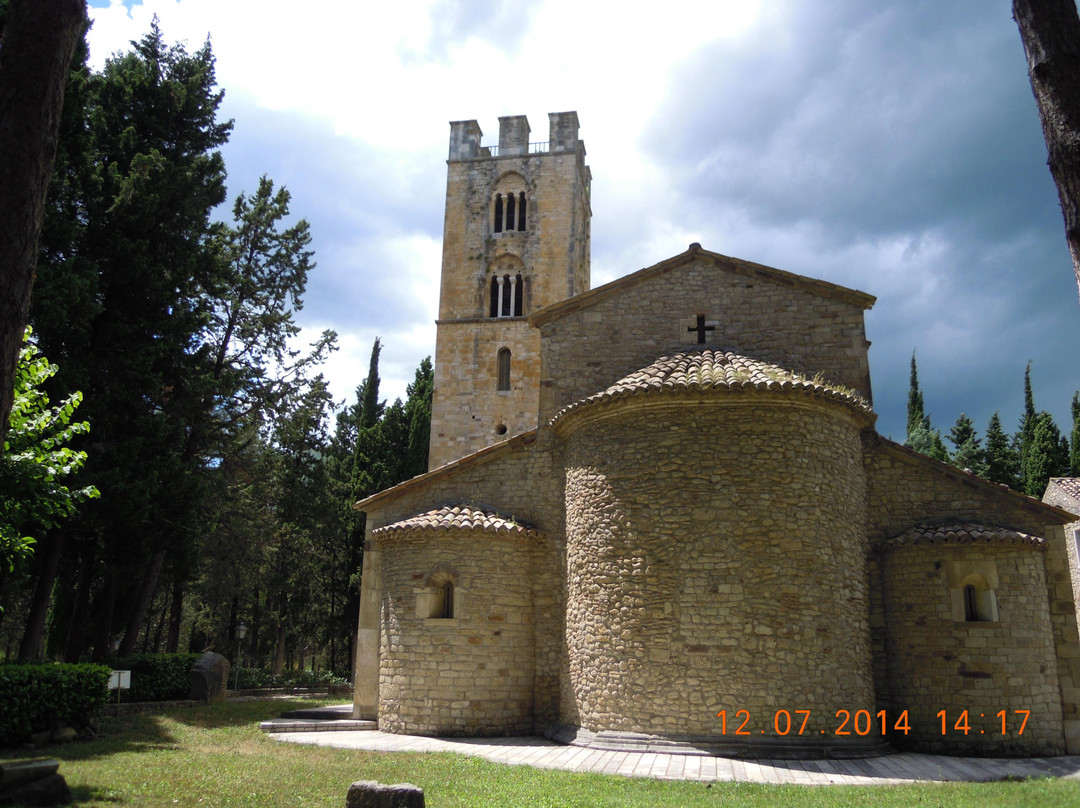 SANTUARIO MADONNA DEL CANNETO o MADONNA DI CANNETO-Roccavivara必去景点