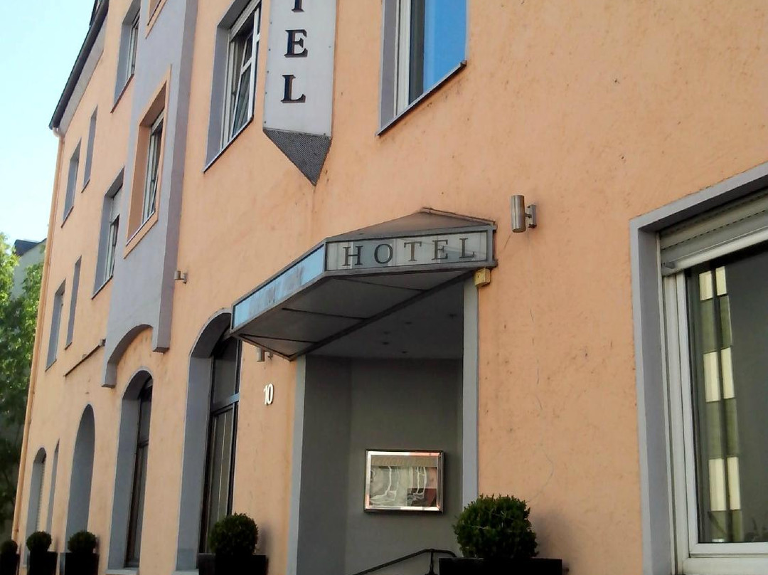 Hotel Goldener Falke主图