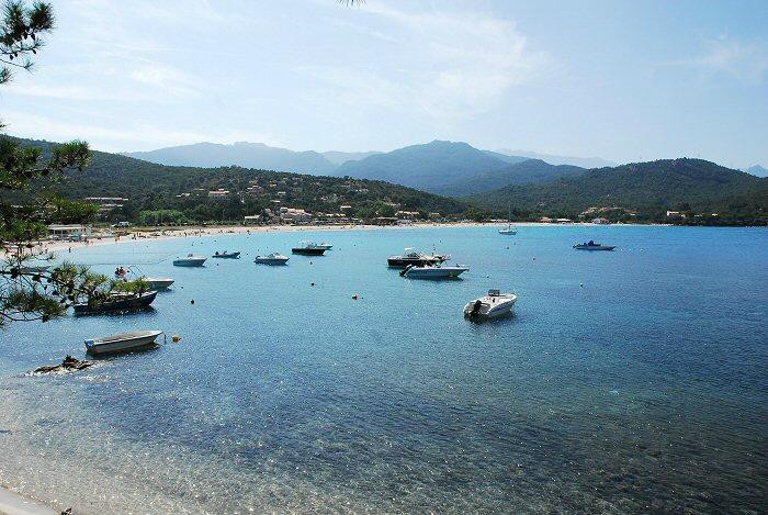 Anse De Favone景点图片
