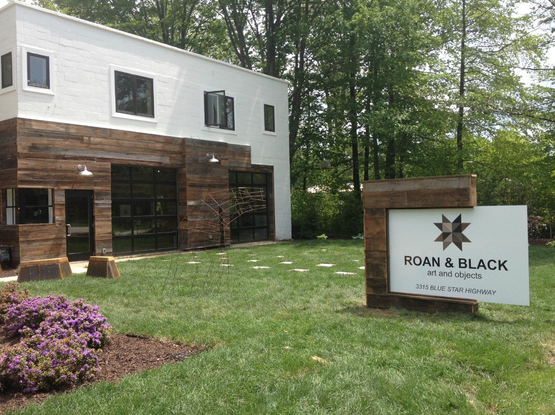 Roan & Black Inc景点图片