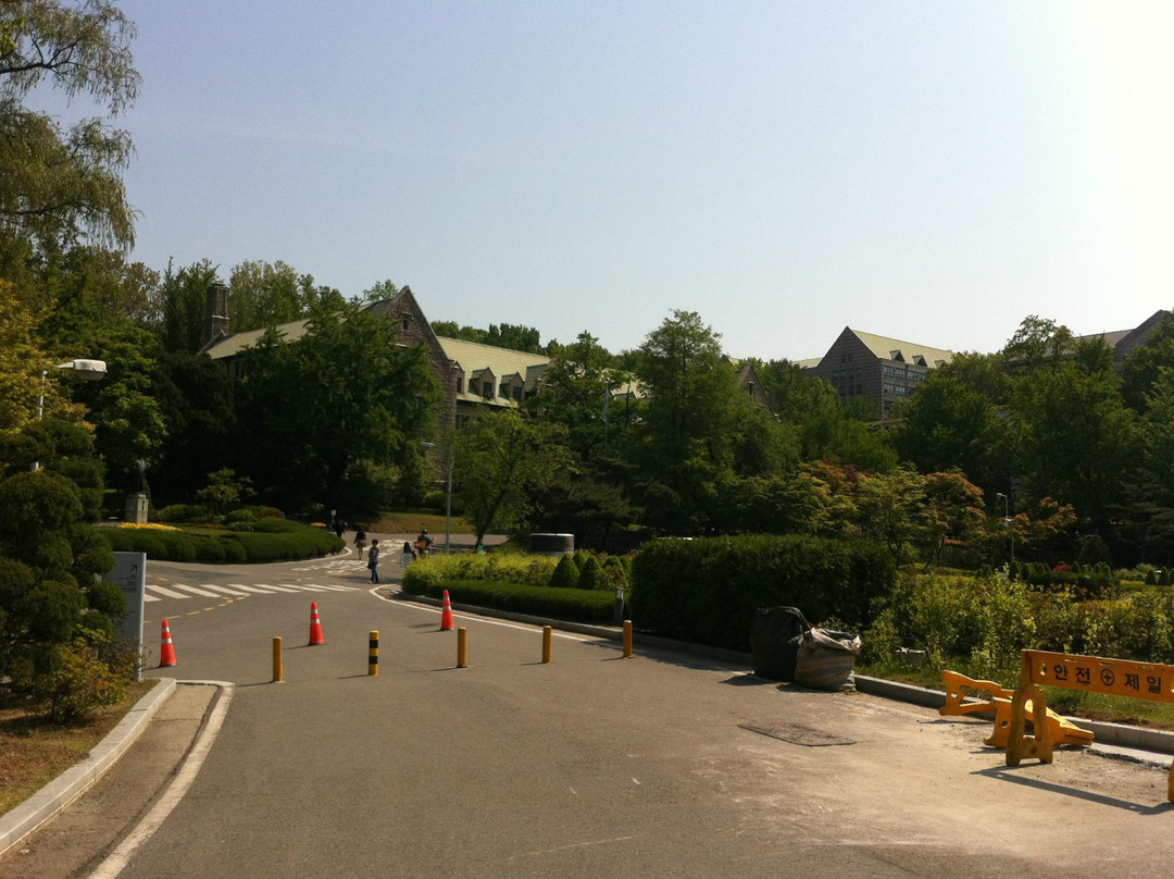 梨花女子大学博物馆-首尔必去景点