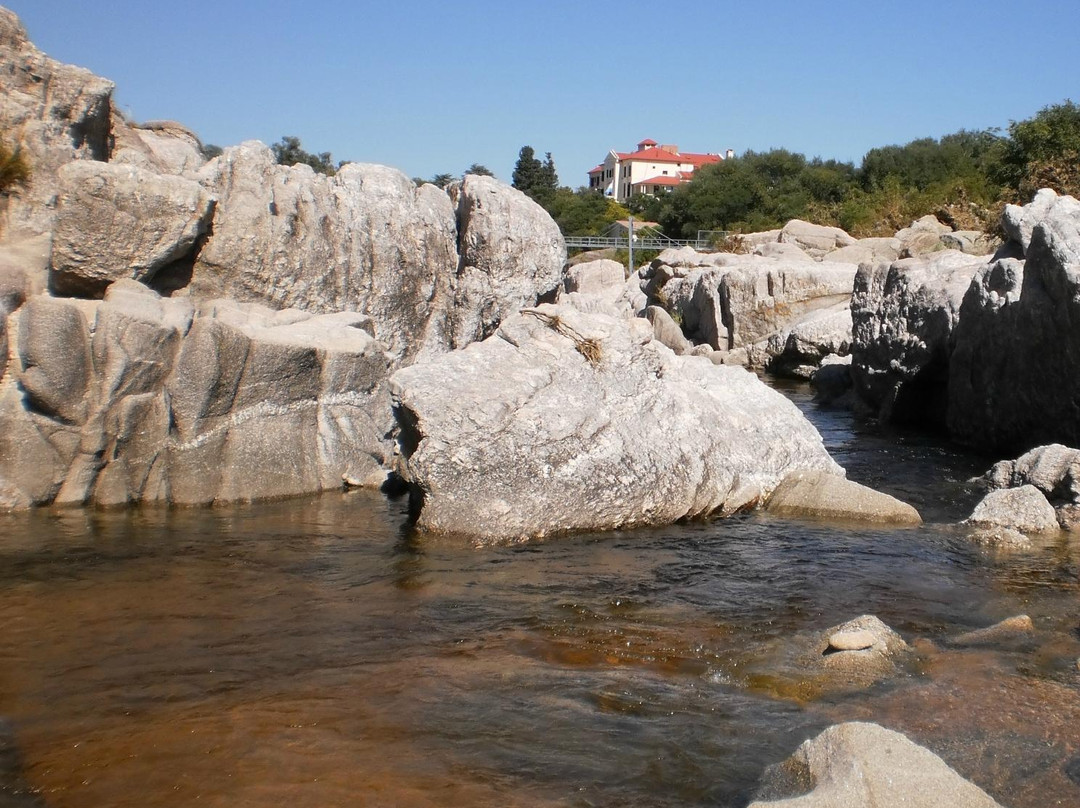 Nido del Aguila-Mina Clavero必去景点