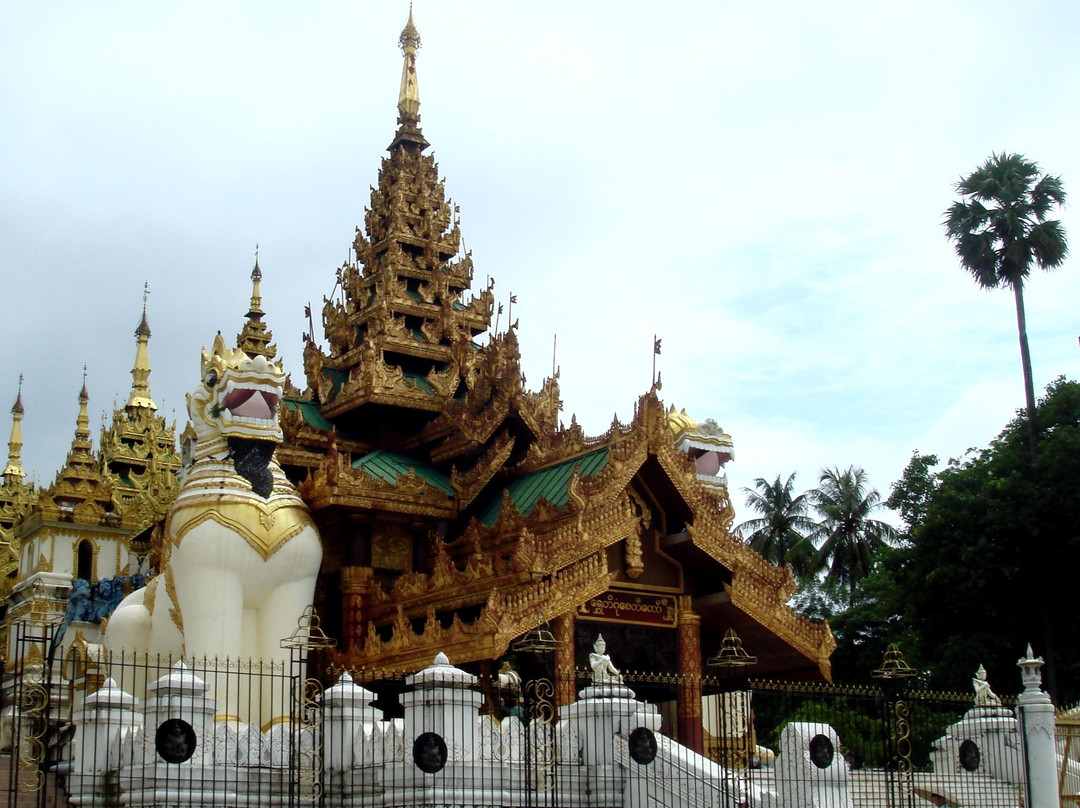 瑞光大金塔-仰光必去景点