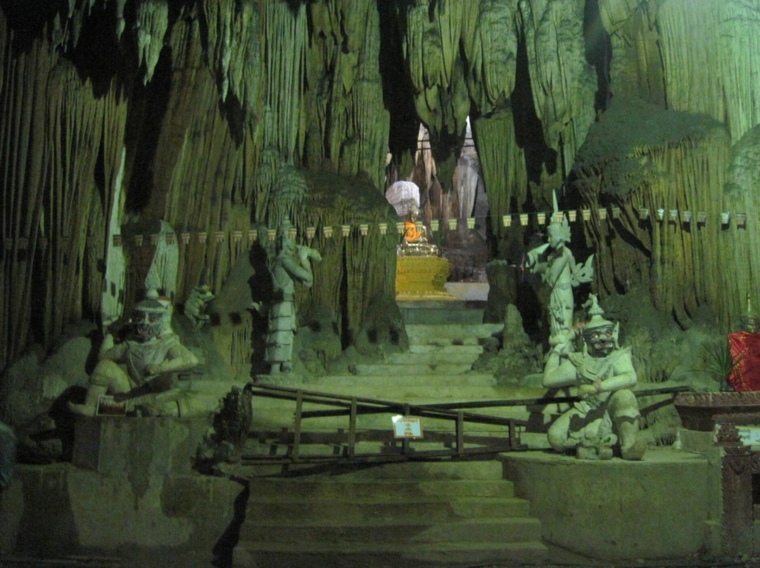 Htam Sam Cave-东枝必去景点
