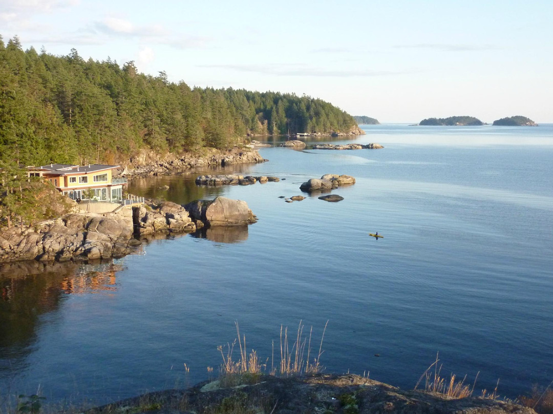 Halfmoon Bay酒店住宿-Pointhouse Suites on Sargeant Bay