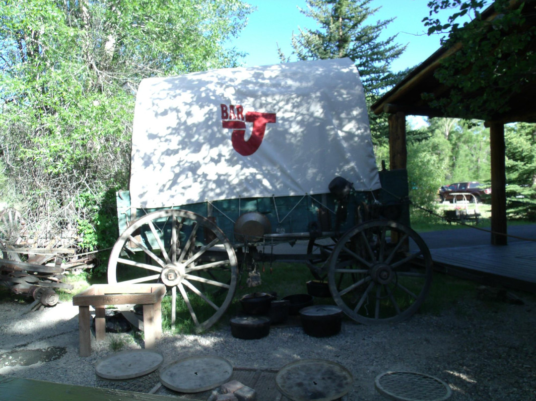 Bar J Chuckwagon Supper & Western Music Show-威尔逊必去景点