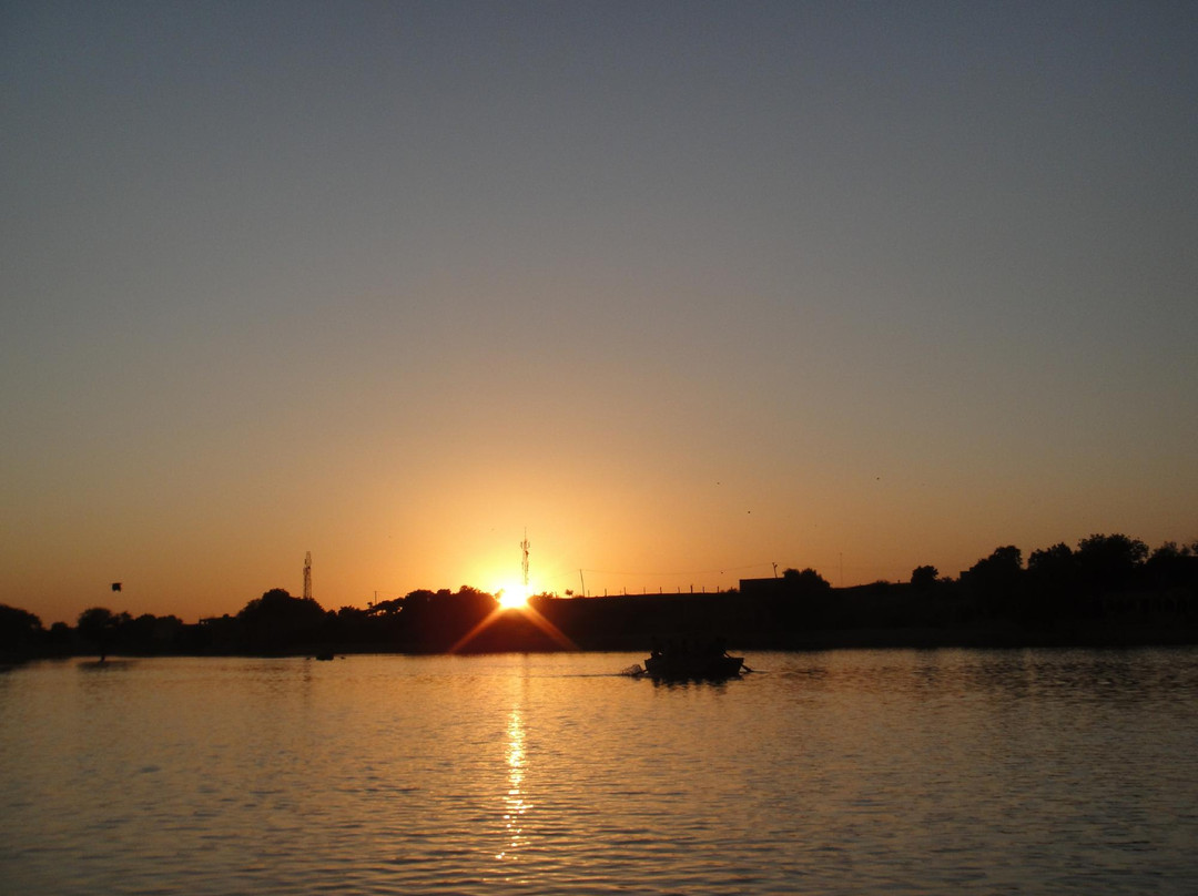 Amar Sagar Lake景点图片