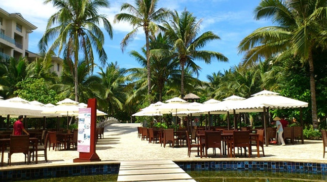 三亚亚龙湾雅高美爵酒店主图