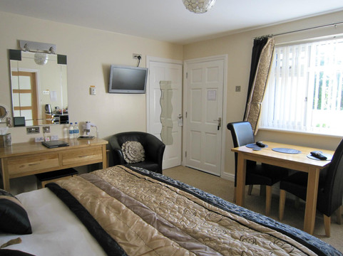 Grovewood House主图