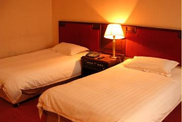 龙口大酒店主图